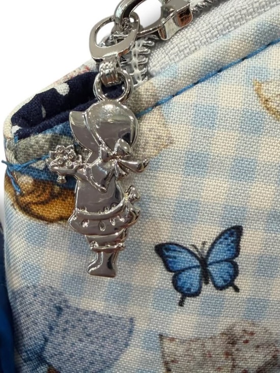 Upcycled Holly Hobbie Purse Sew Adrienne - Picture 7 of 9